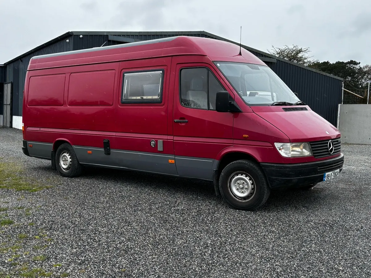 Mercedes sprinter camper van  ‘99 - Image 1