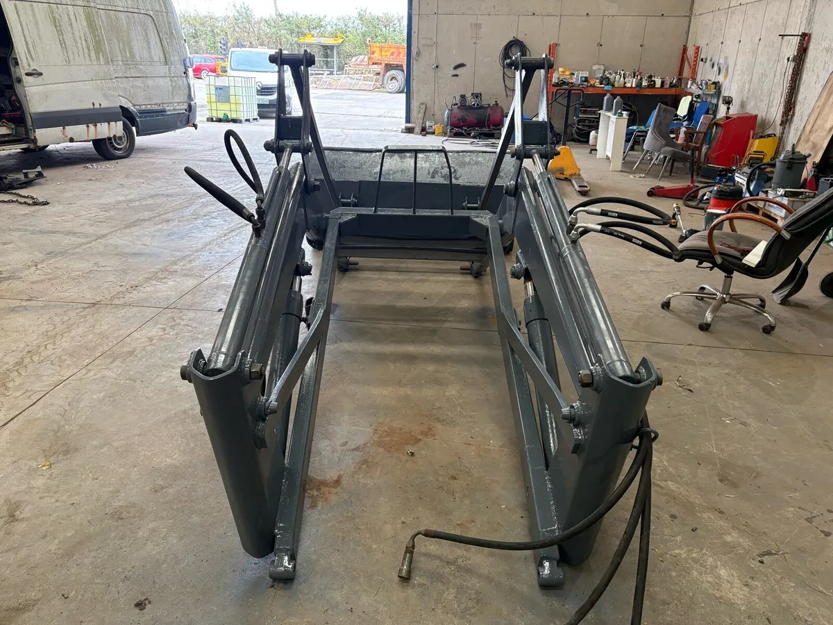 Front Loader tractors - Image 3