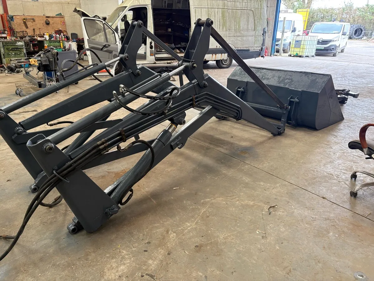 Front Loader tractors - Image 4