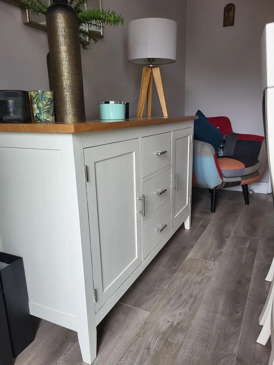 Dining room table and chairs 6, sideboard. - Image 4