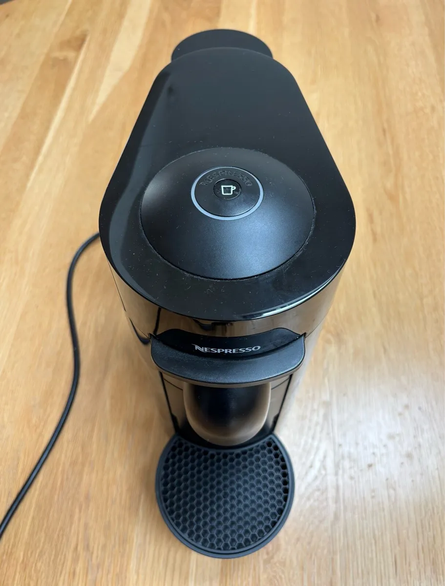 Nespresso Vertuo Plus Coffee Machine - Image 3