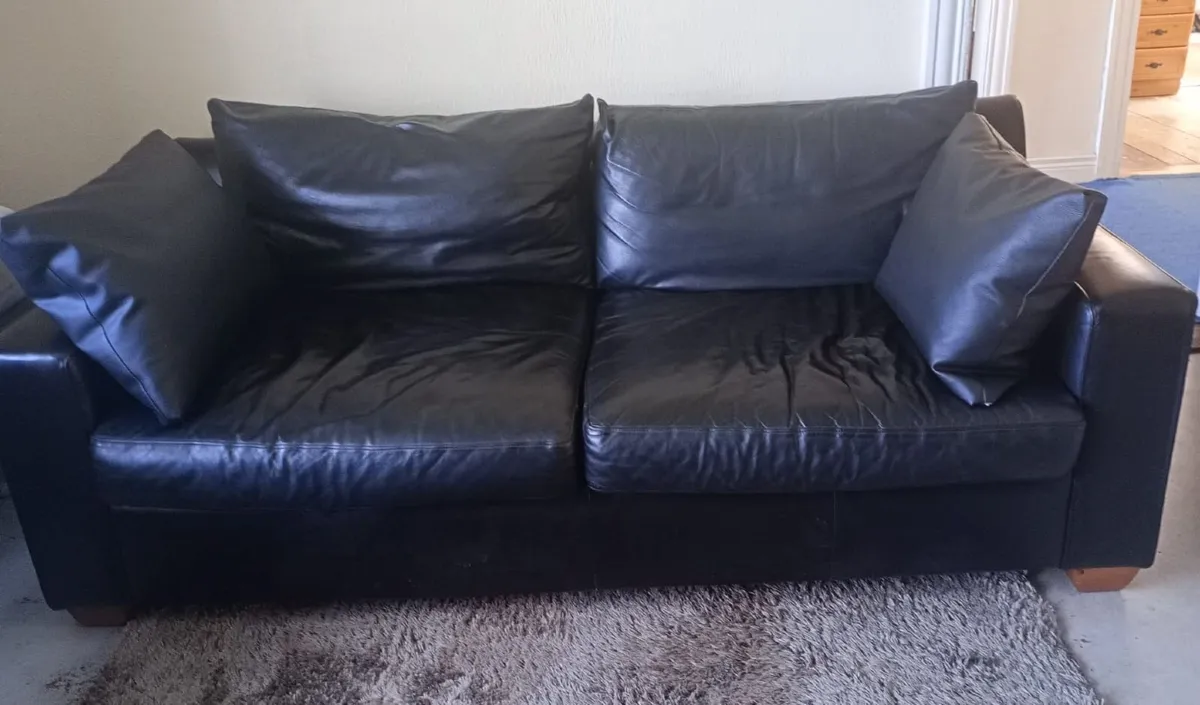Settee for Sale - Image 1