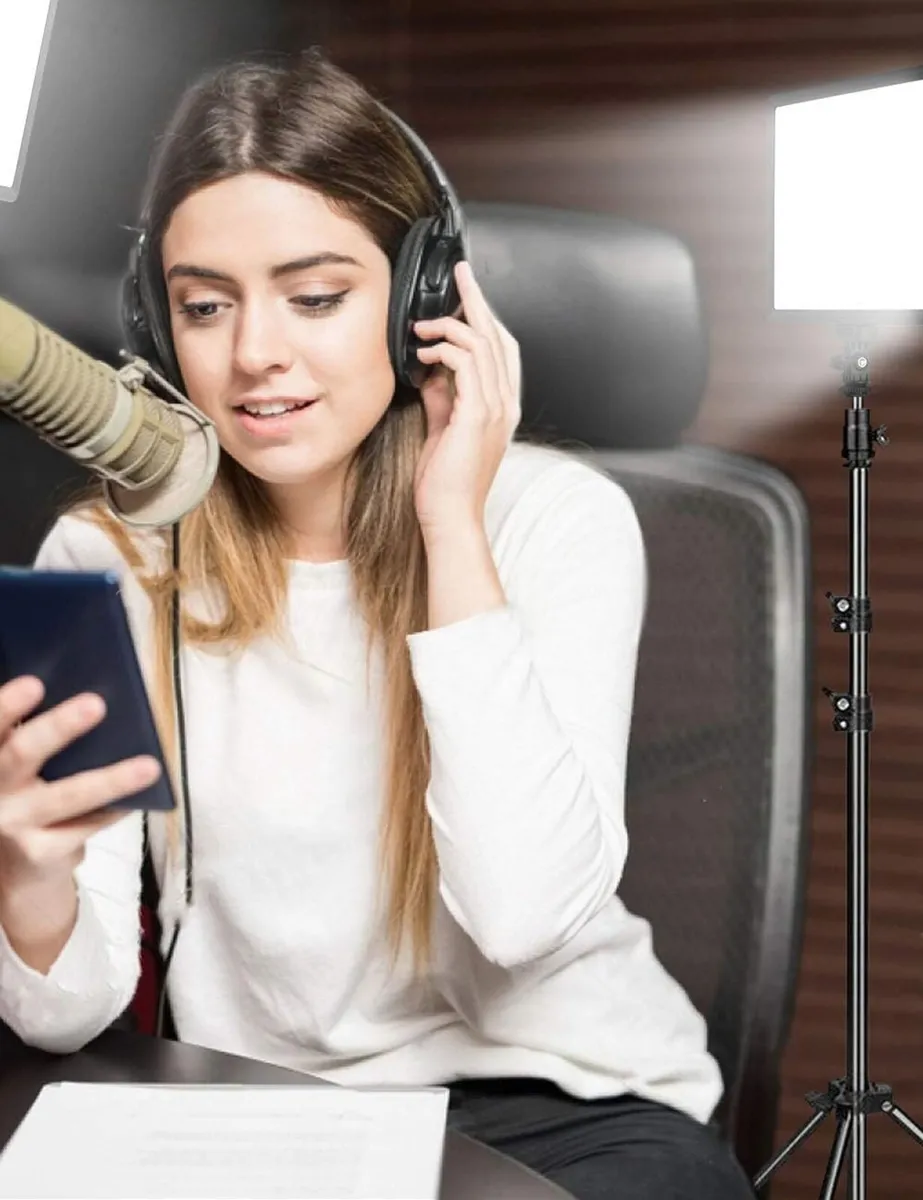 2-Pack 13 LED Video Light Kit with 170cm - Image 2