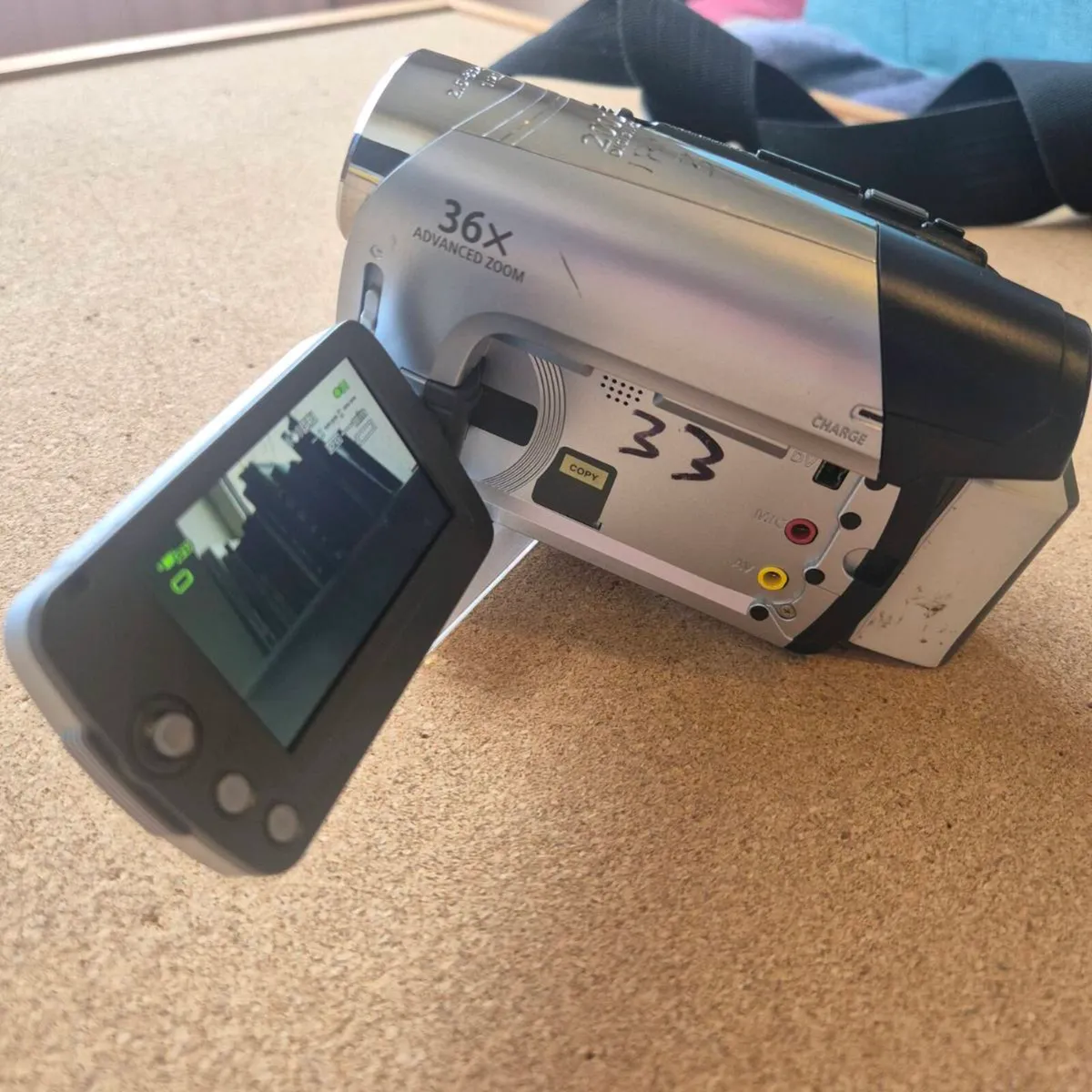 Canon MD205 Video Camera,  Complete Set - Image 3