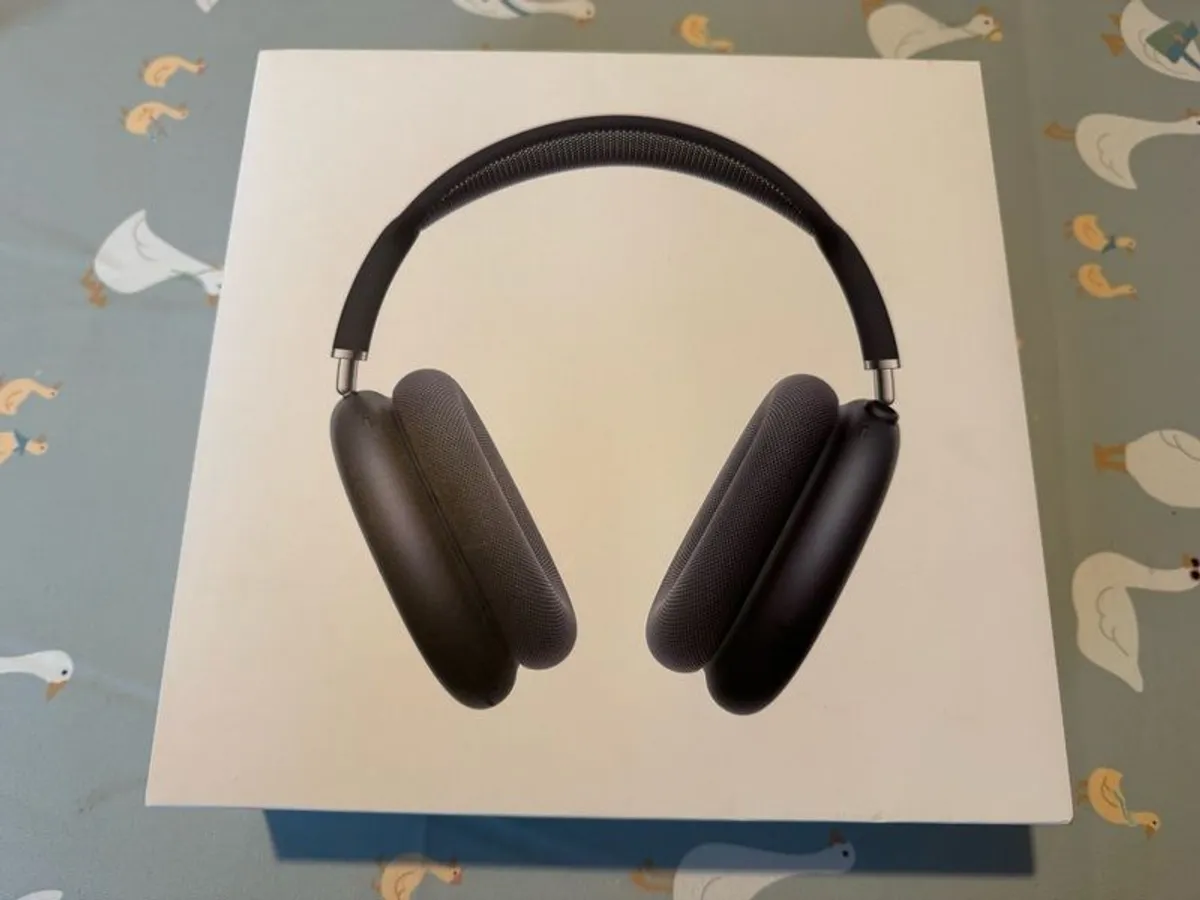 Apple AirPods Max (USB-C) - Like New / Spotless Condition - Image 1