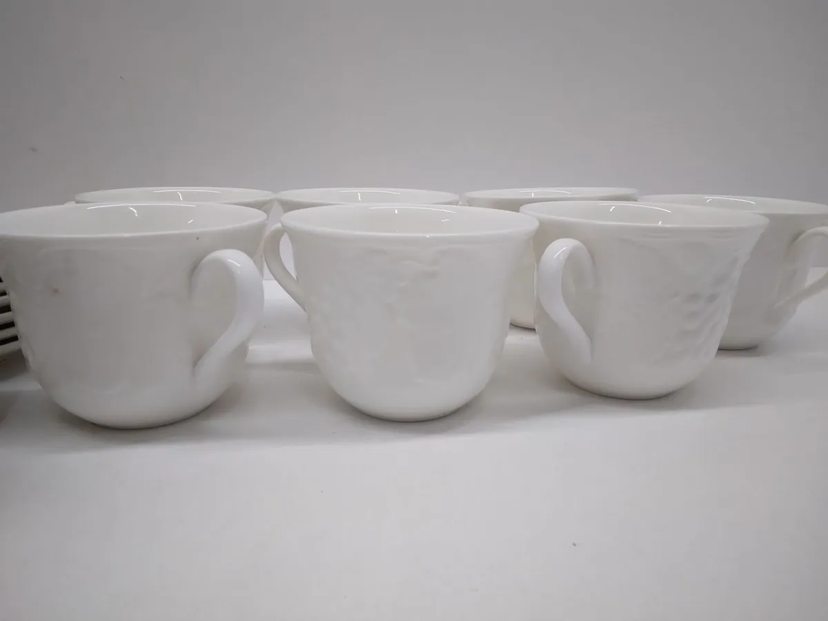 Online Auction Of Ceramic & More! - Image 4