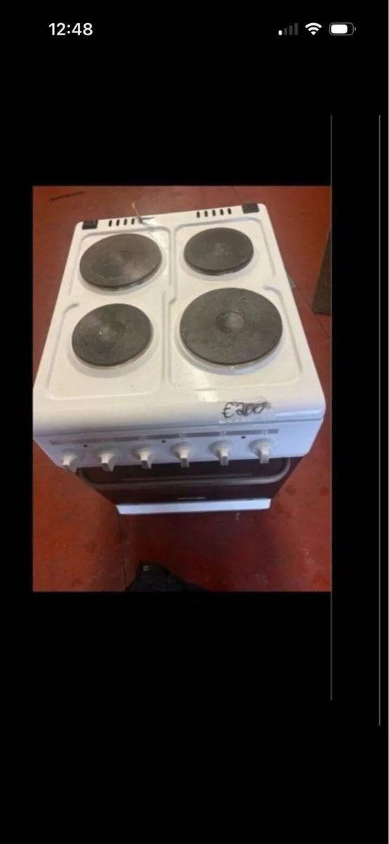 Electric slimline oven - Image 1