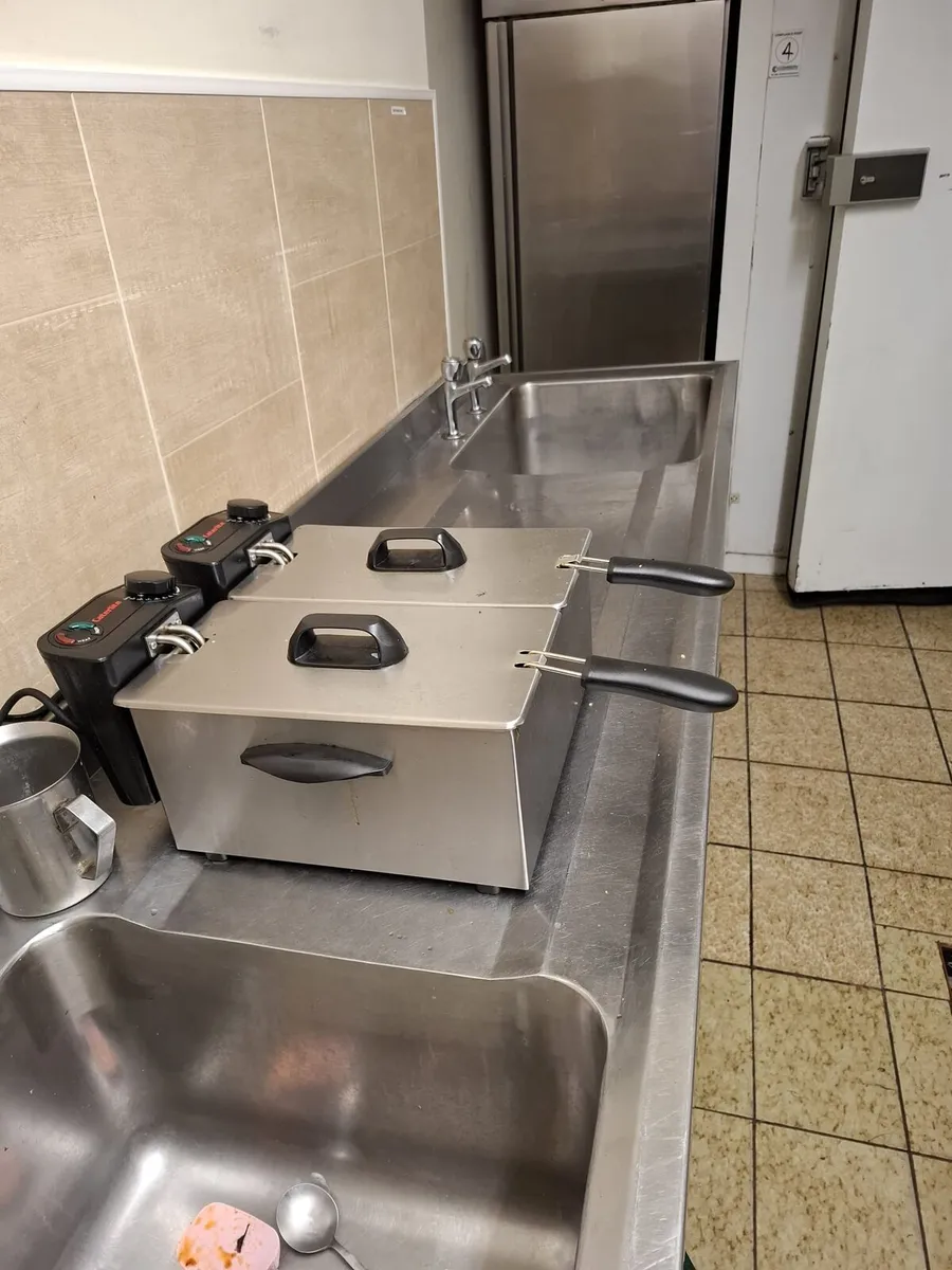 Cafe Deli Sandwich Bar - Image 3