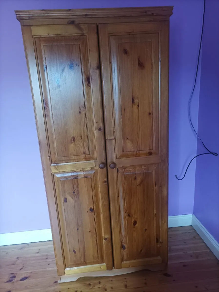 House furniture for quick sale - Image 1