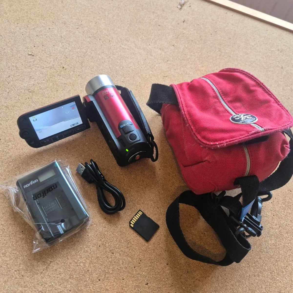 Cannon Legria FS306, Complete Set - Image 1