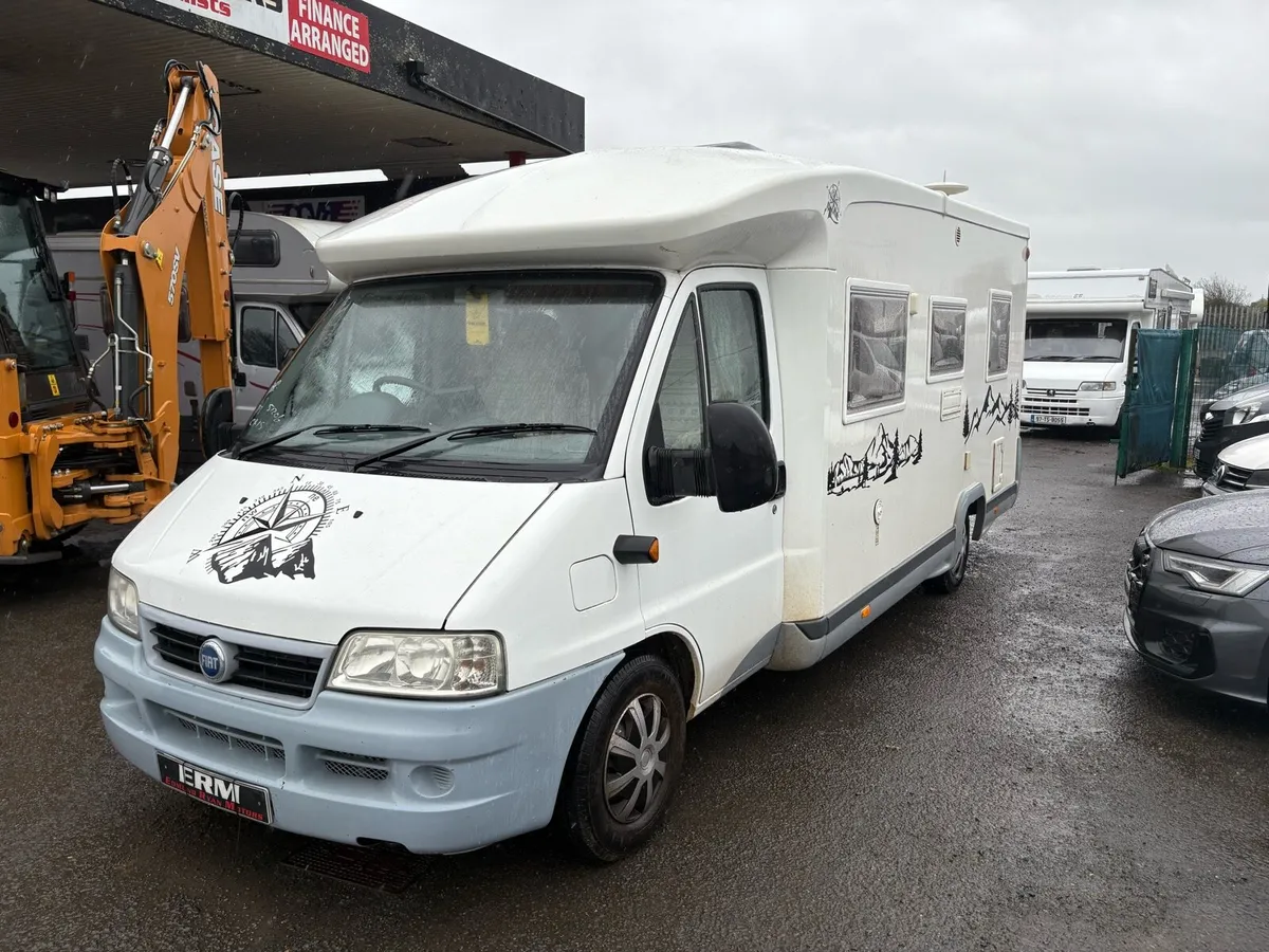 06 Fiat 2.8Chausson fixed bed in rear As new! - Image 2