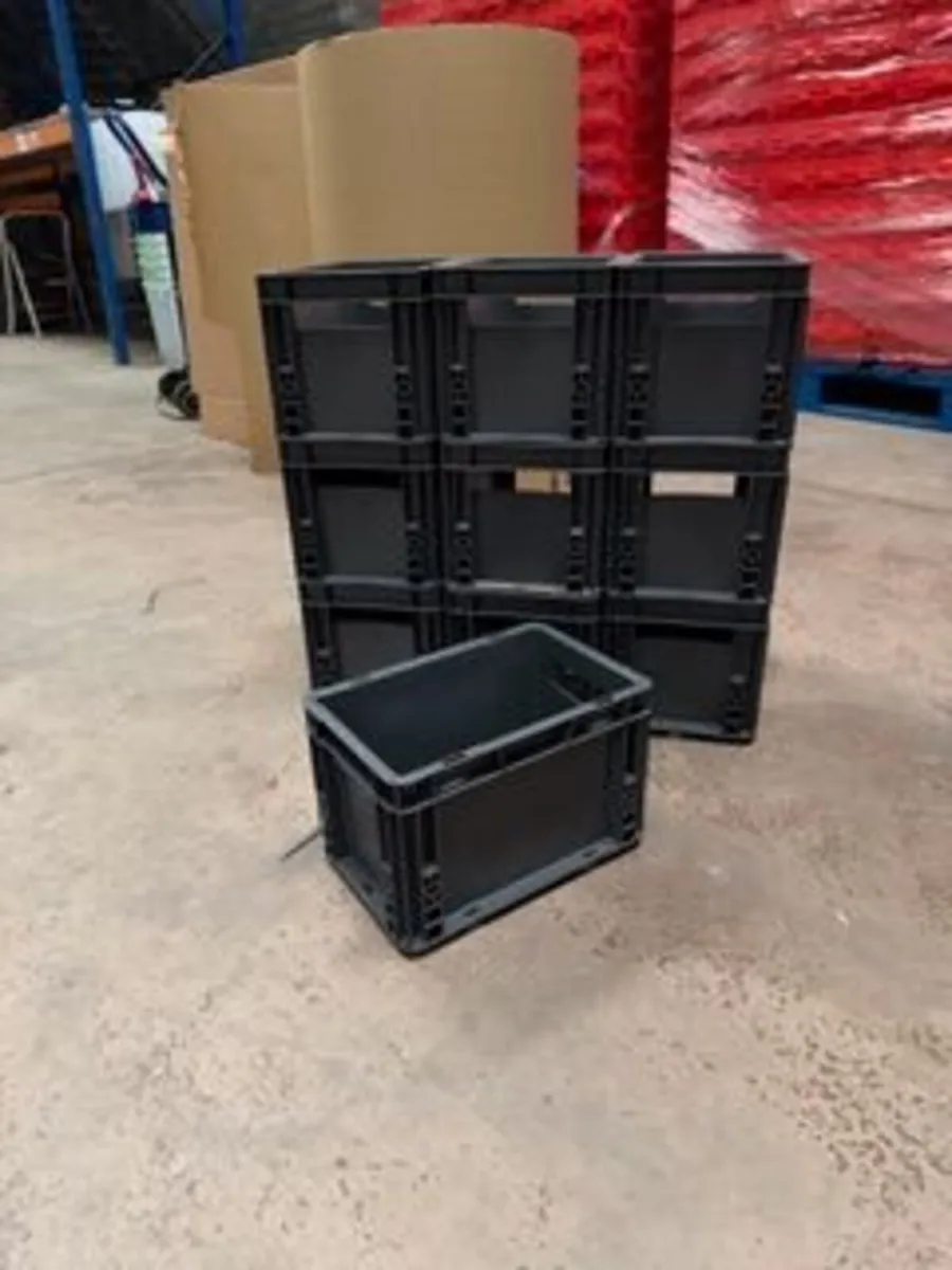 SPECIAL on 10x new 7L storage boxes - Image 3