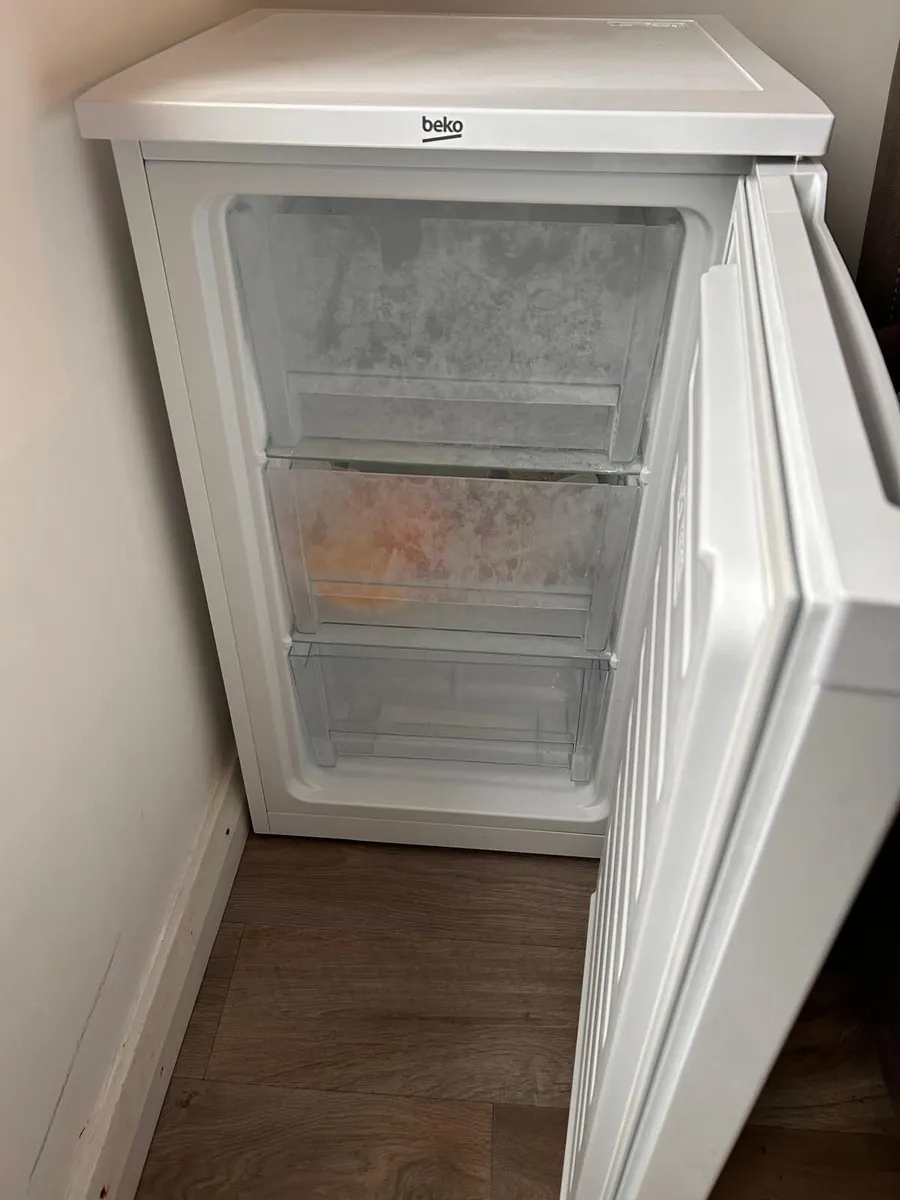 Beko small freezer - Image 2
