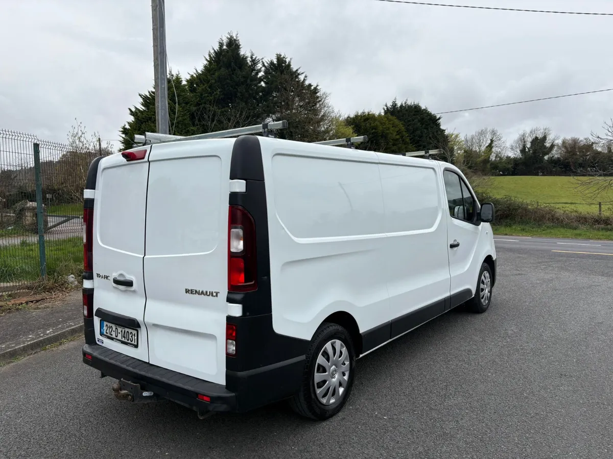Renault Trafic 2021 - Image 1