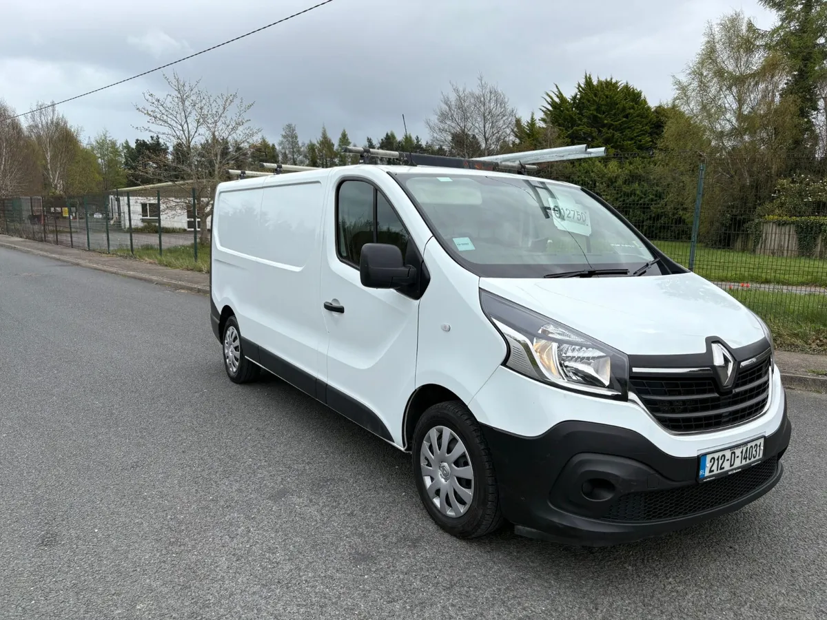 Renault Trafic 2021 - Image 4
