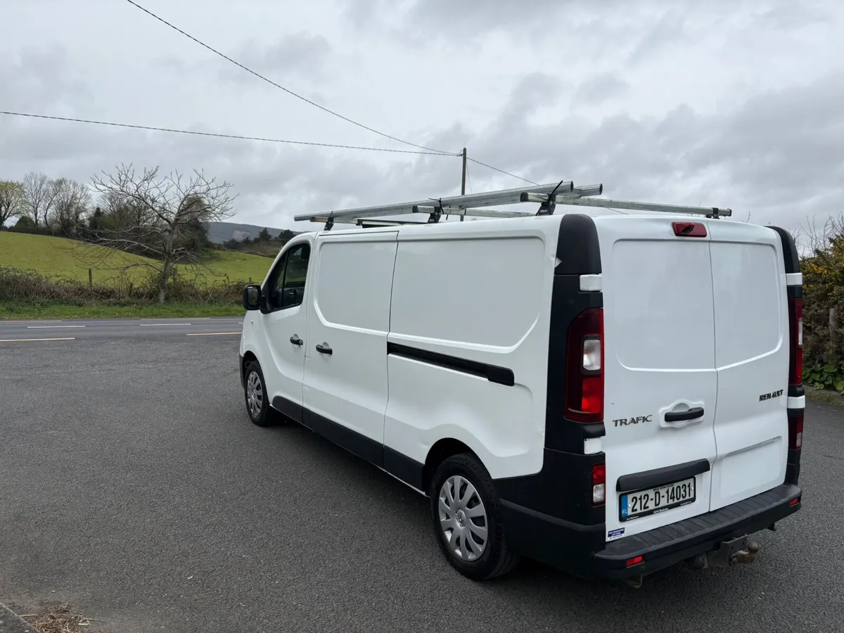 Renault Trafic 2021 - Image 3