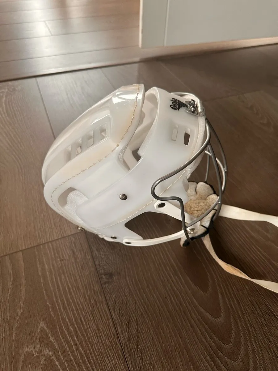 Oldstyle Replica , Oldstyle Brian Walsh guard . - Image 2