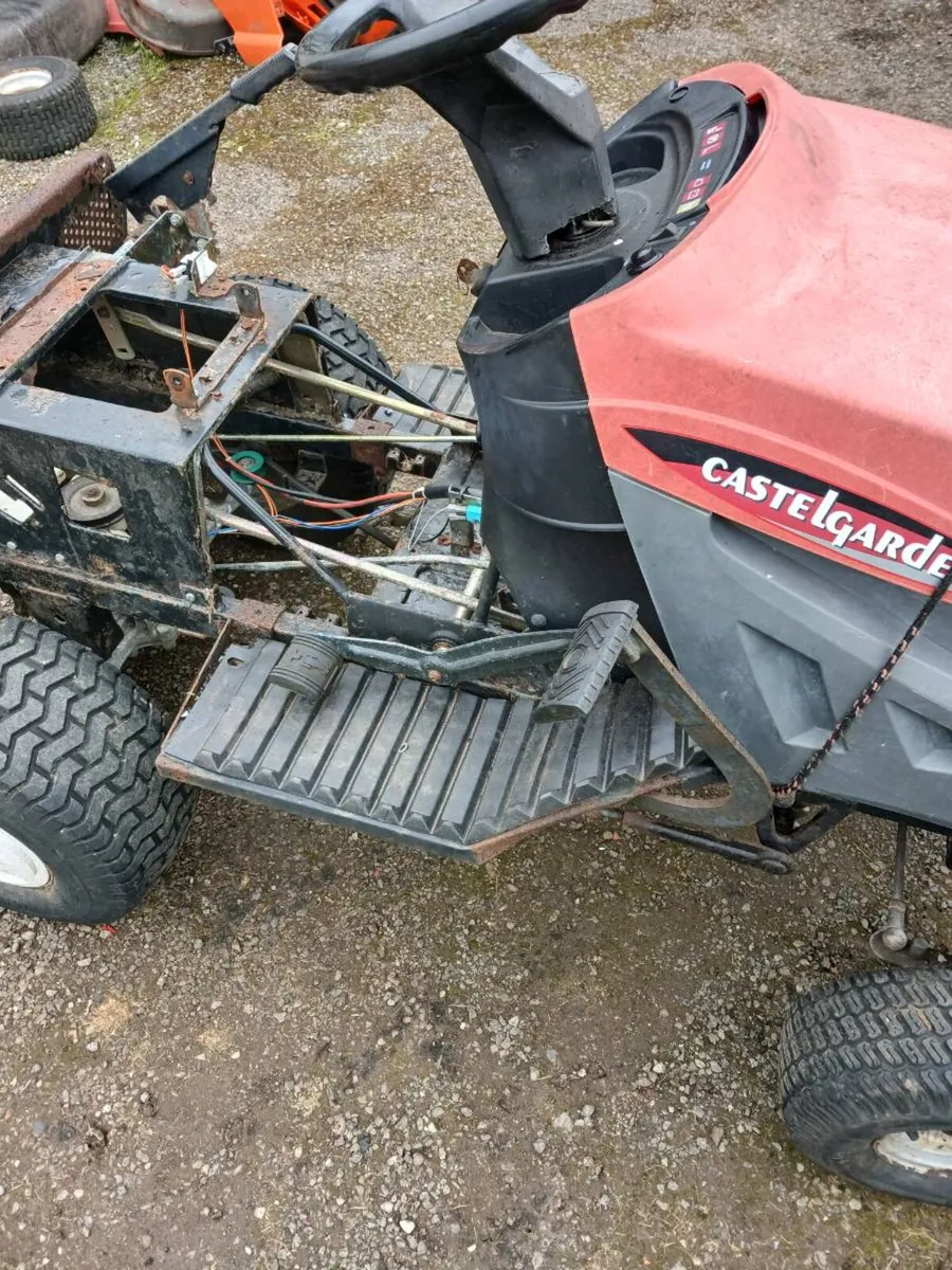 Ride on mowers transmissions - Image 1