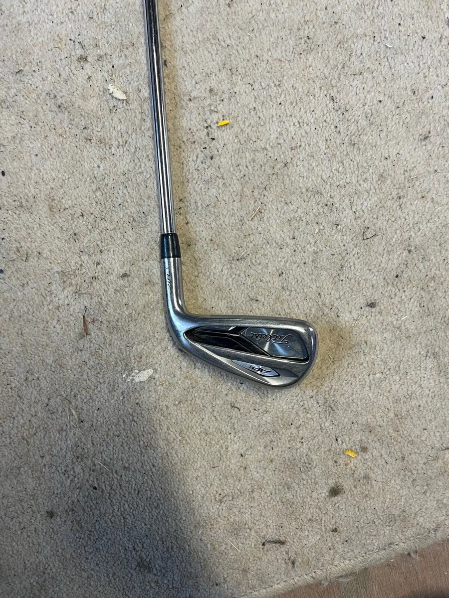 Titleist AP1 718 golf irons - Image 2