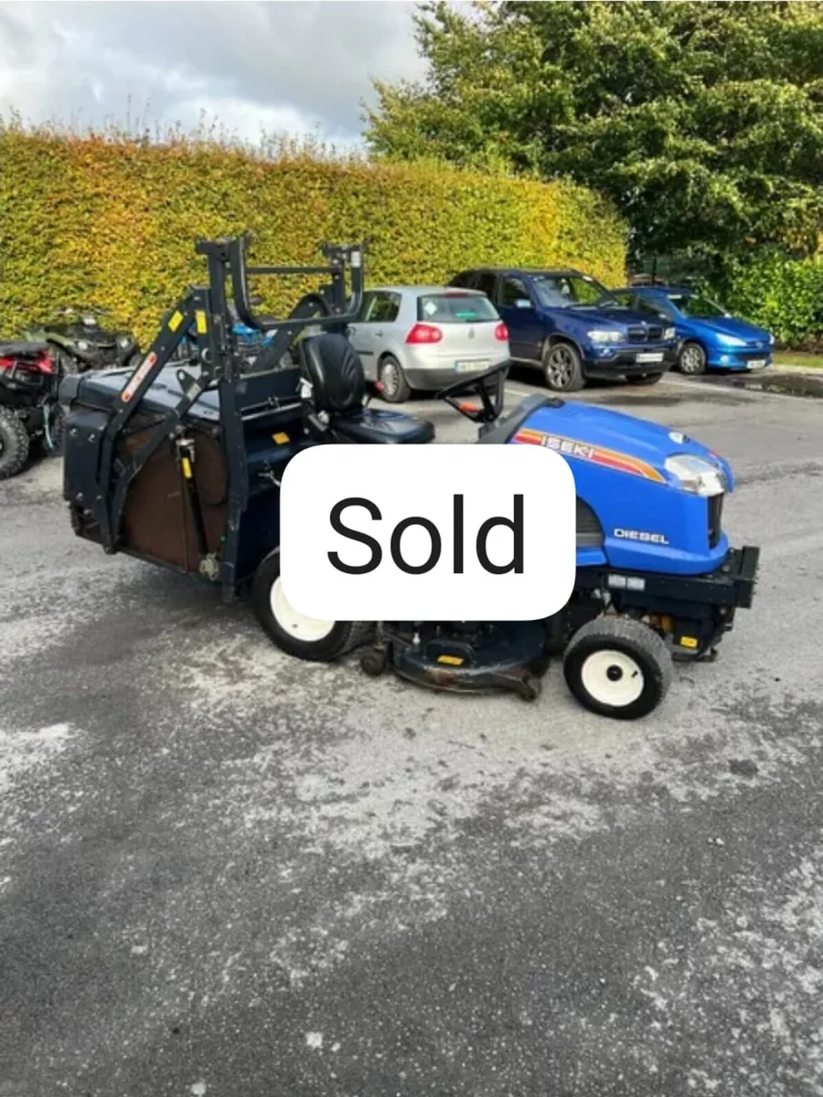 Iseki SXG323HD high dump mower 2019 - Image 1