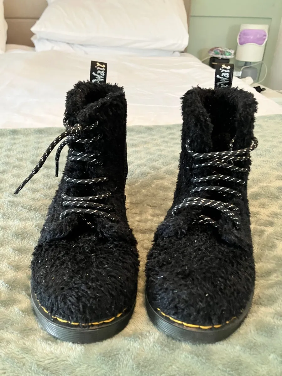 Kids boots - Image 1