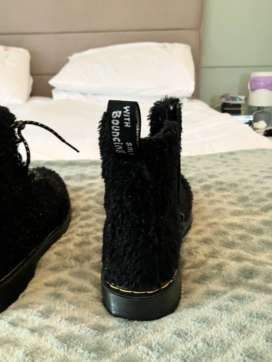 Kids boots - Image 2