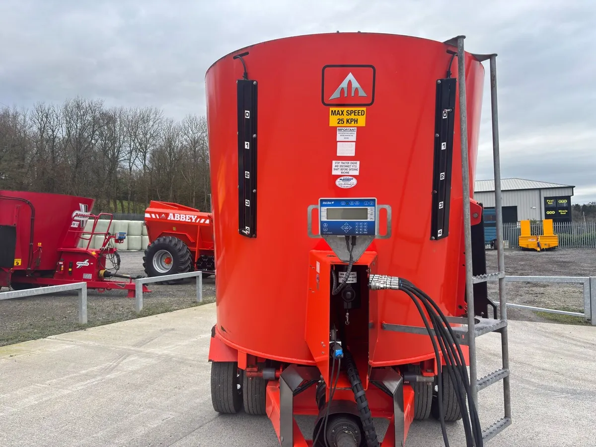 Abbey VF1050 rear door diet feeder - Image 2