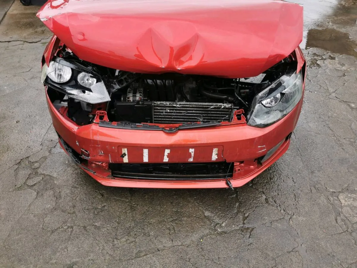 151 VW Polo 1.0 petrol NCT & TAX - Image 3