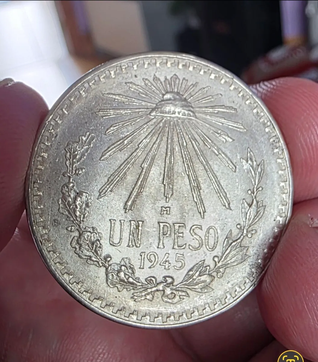1945 mexican silver un peso - Image 2