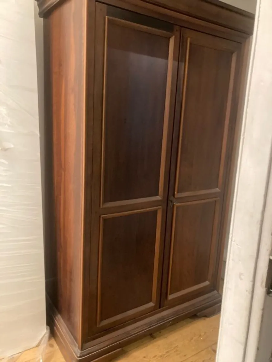 2 Door Wardrobe - Willis & Gambier - Image 3