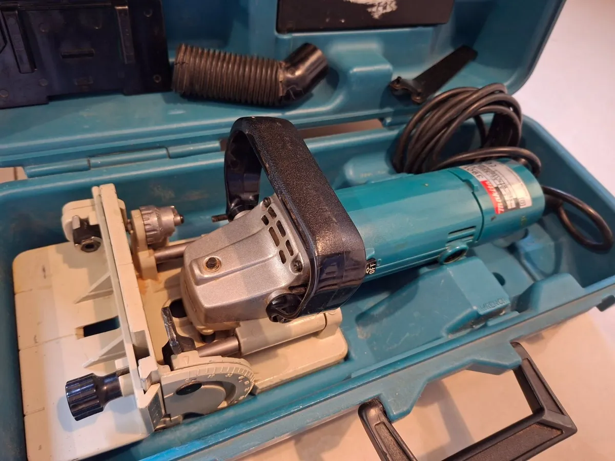 Makita 3901 Biscuit Jointer 240v - Image 3