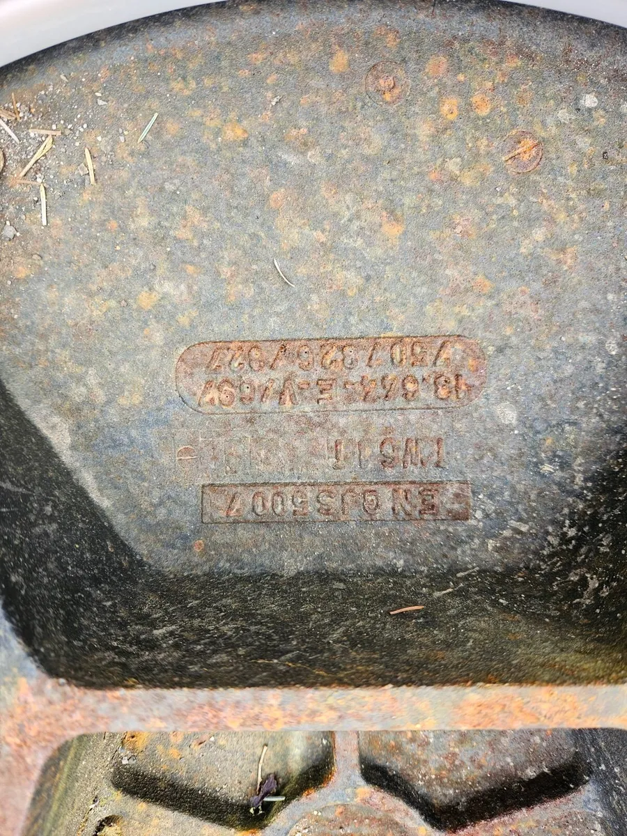 Manhole covers - Image 1