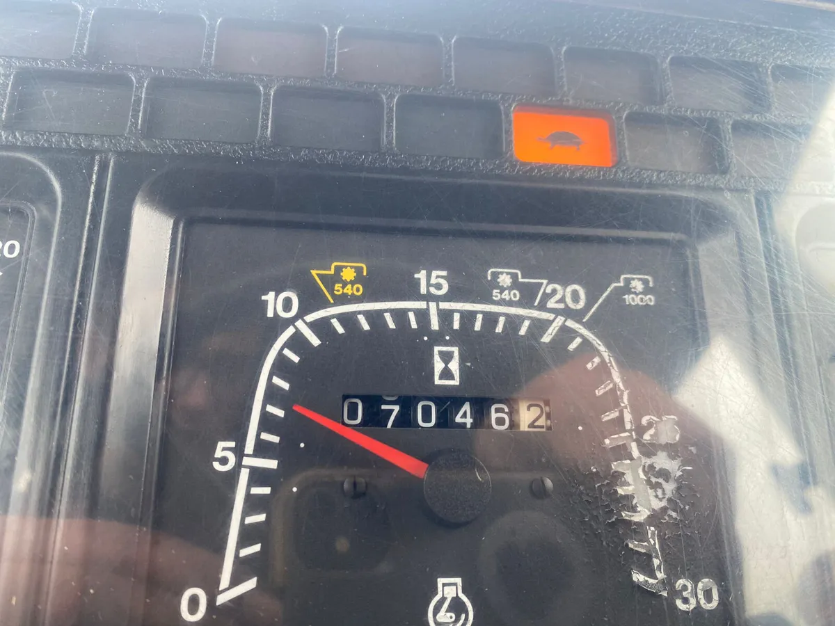 1995 Ford 6640 - Image 4