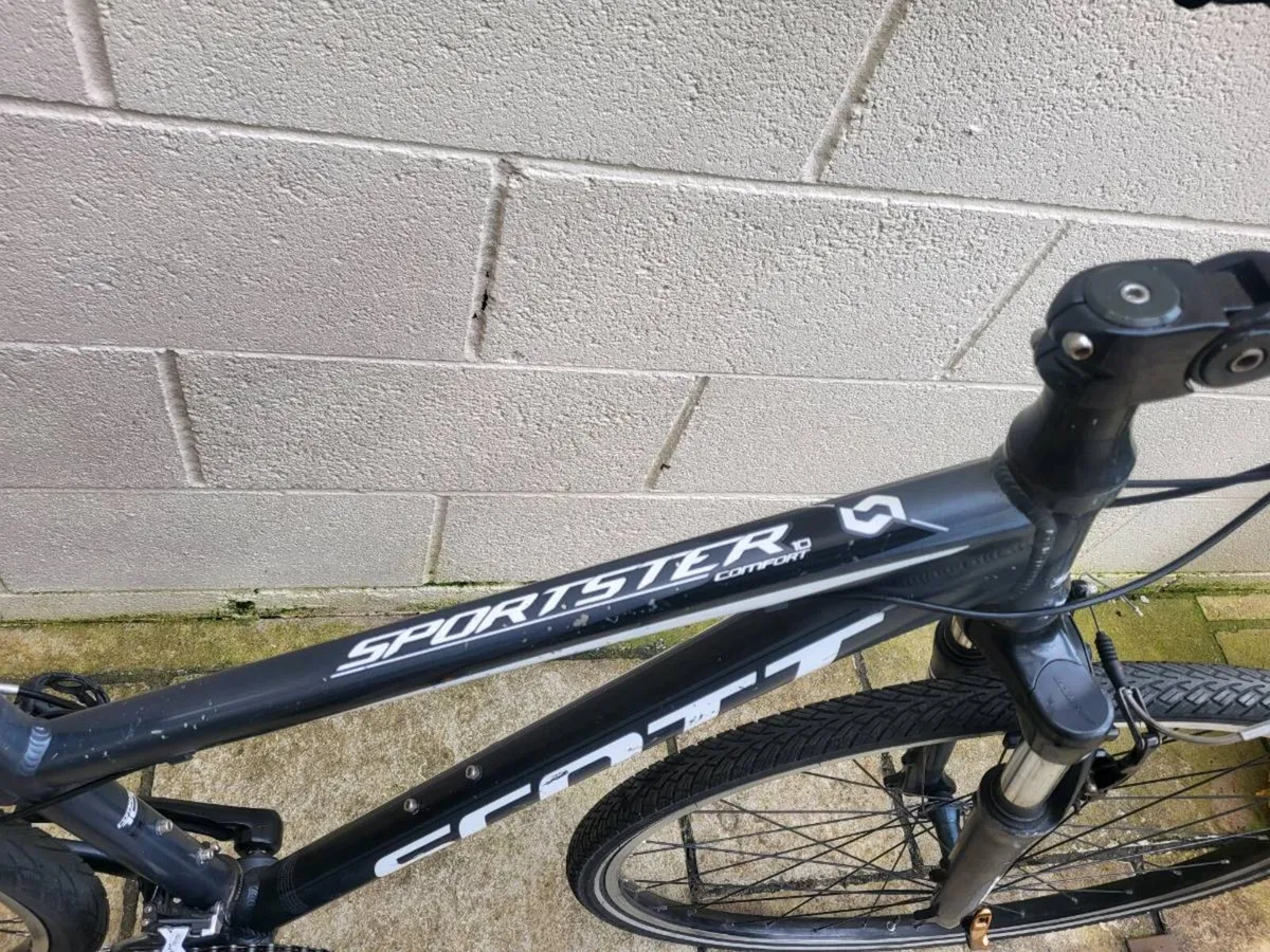 Scott Hybrid Bike - Image 3