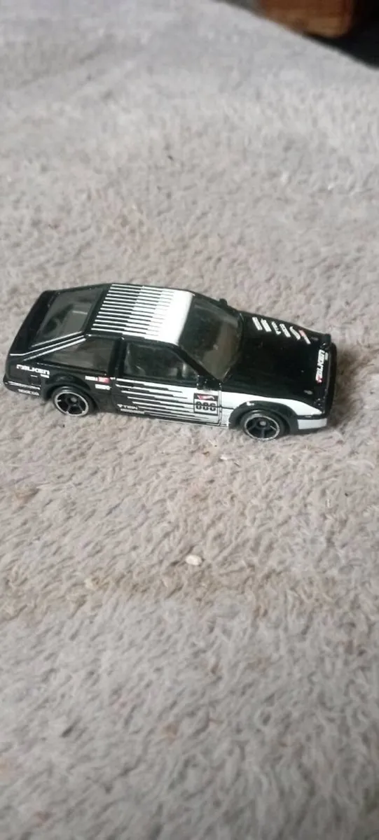 TOYOTA H-W PREMIER I-64 SCALE BARGAN OF THE WEEK - Image 3