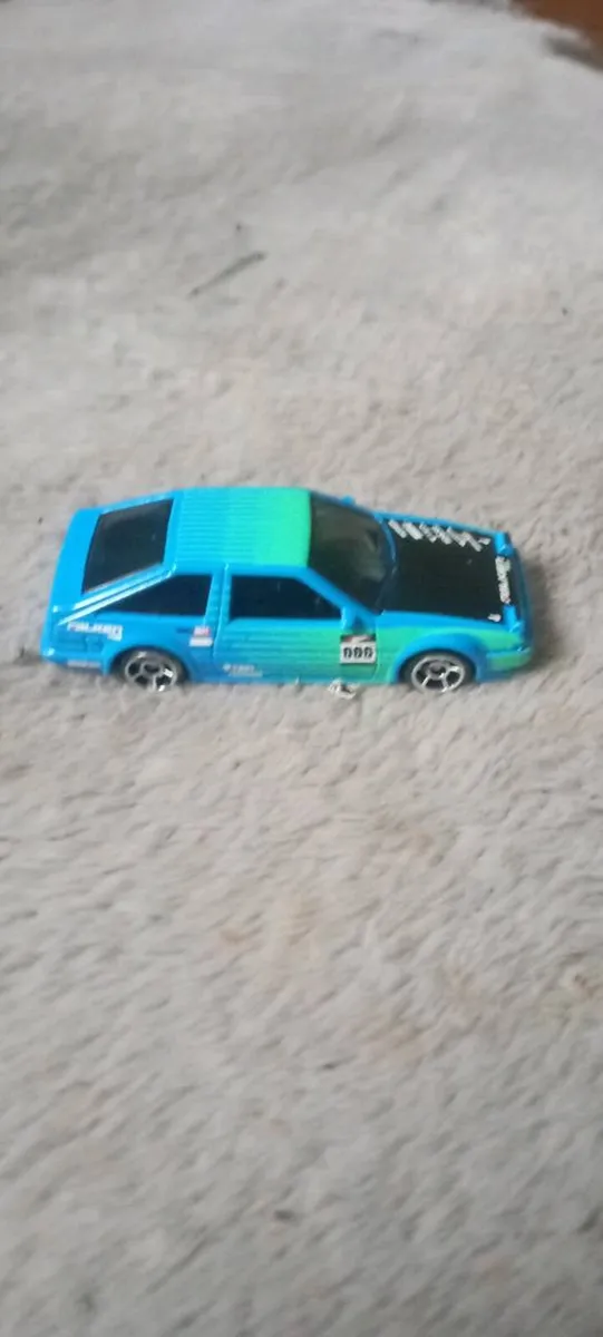 TOYOTA H-W PREMIER I-64 SCALE BARGAN OF THE WEEK - Image 4