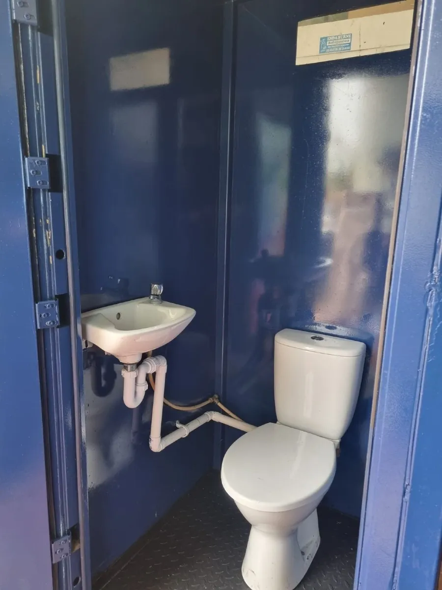 Toilets - Image 2