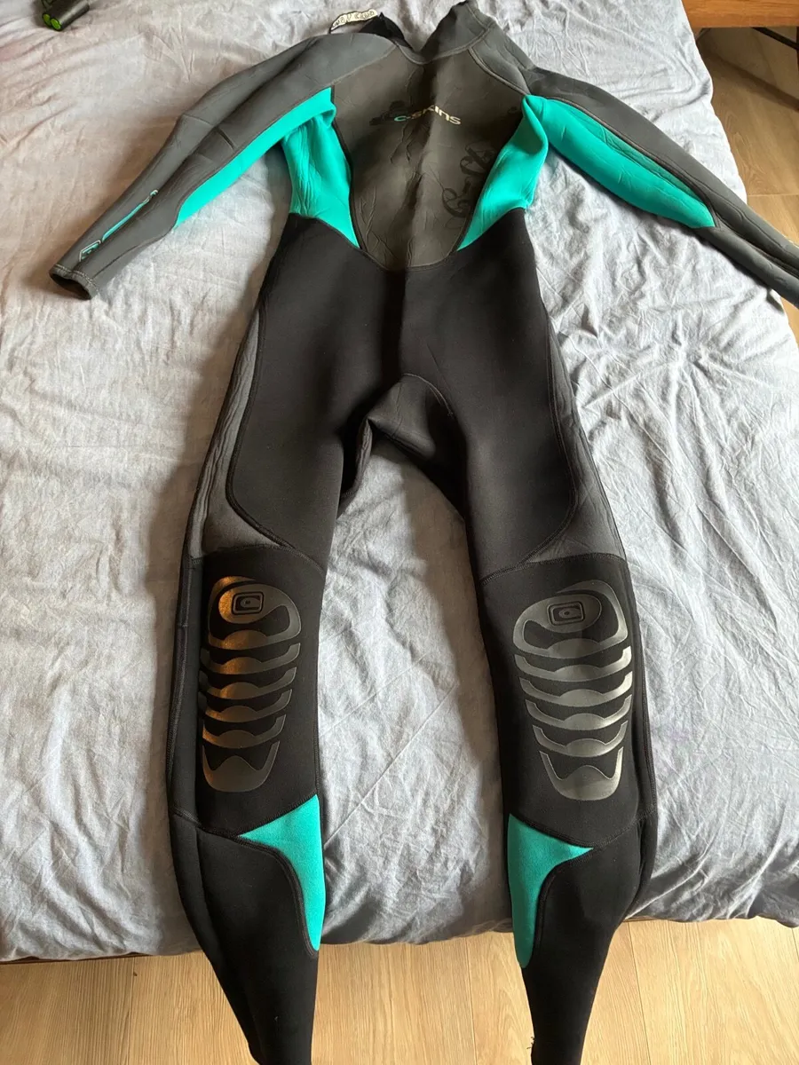 Ladies / Girls Wetsuit - Image 1