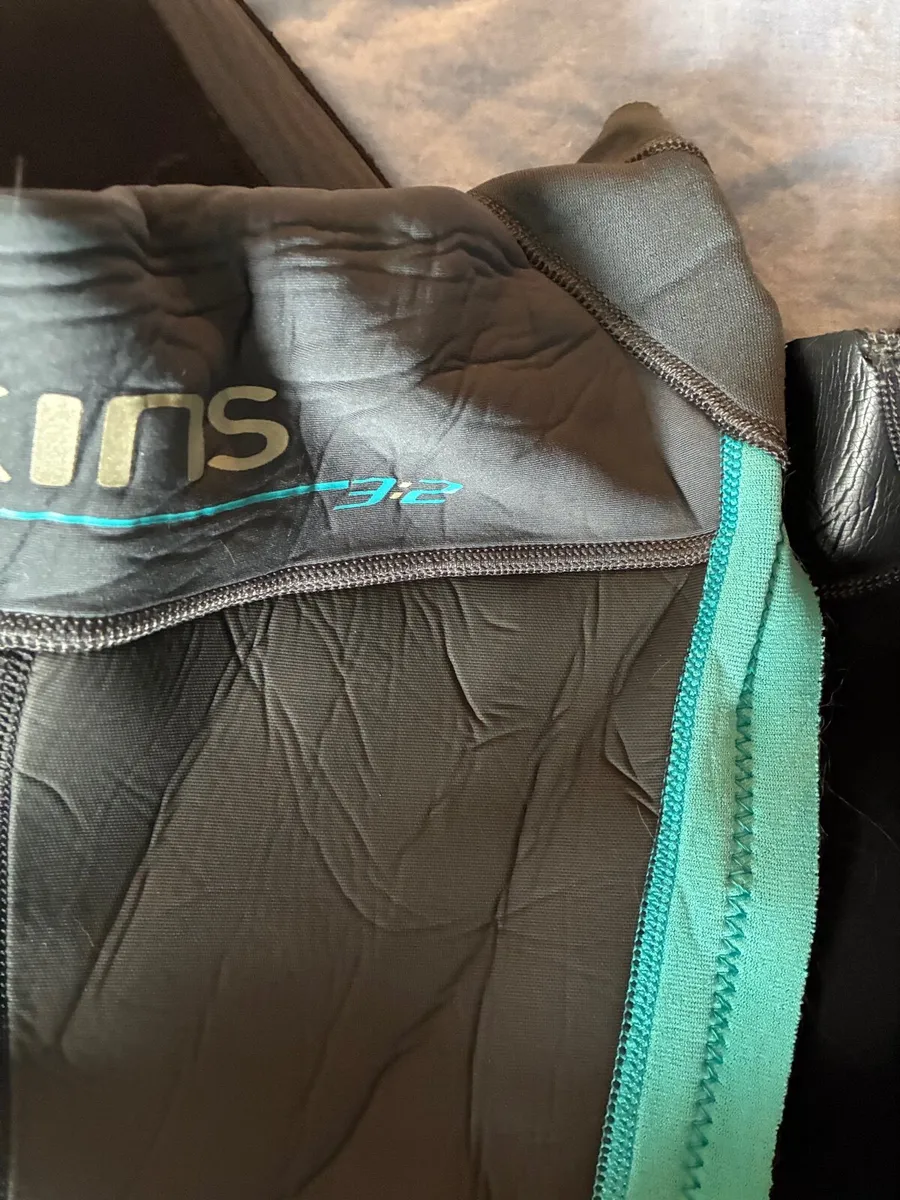 Ladies / Girls Wetsuit - Image 2
