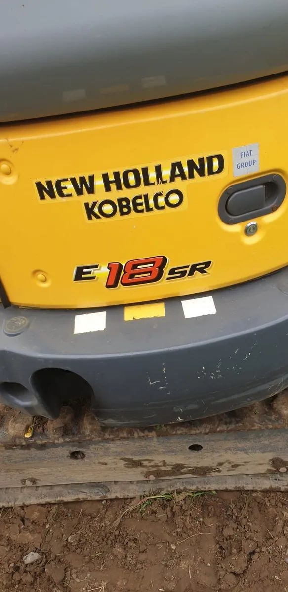 Mini digger low hours 15’000 - Image 1