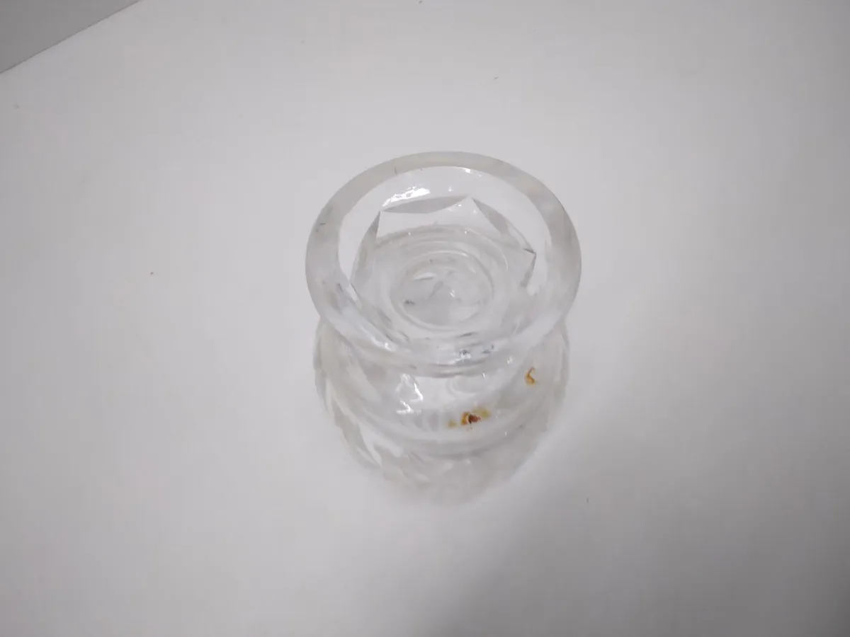 Online Auction Of A Decorative Items & More! - Image 2