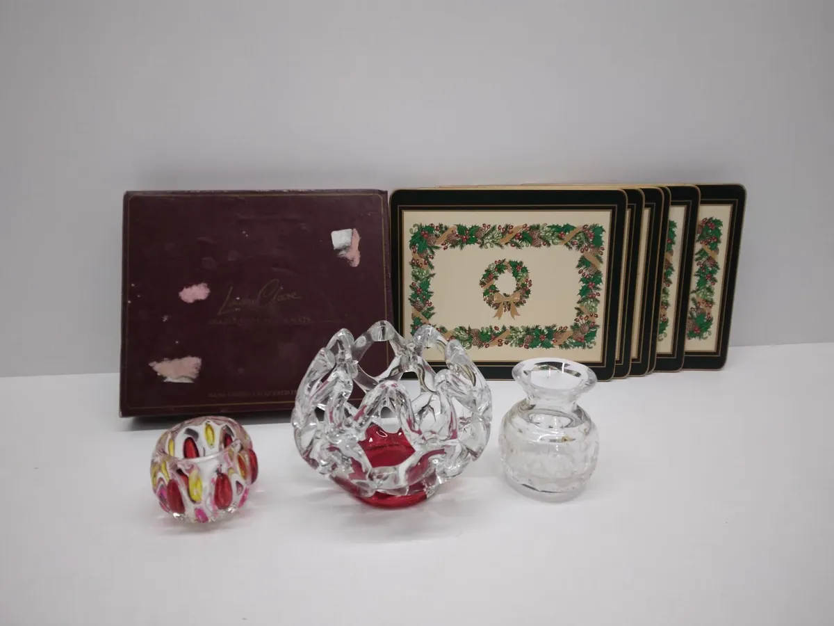 Online Auction Of A Decorative Items & More! - Image 1