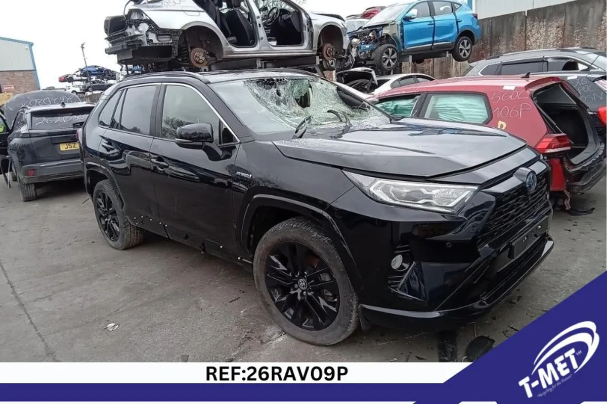 2021 TOYOTA  RAV4 BREAKING FOR PARTS - Image 1