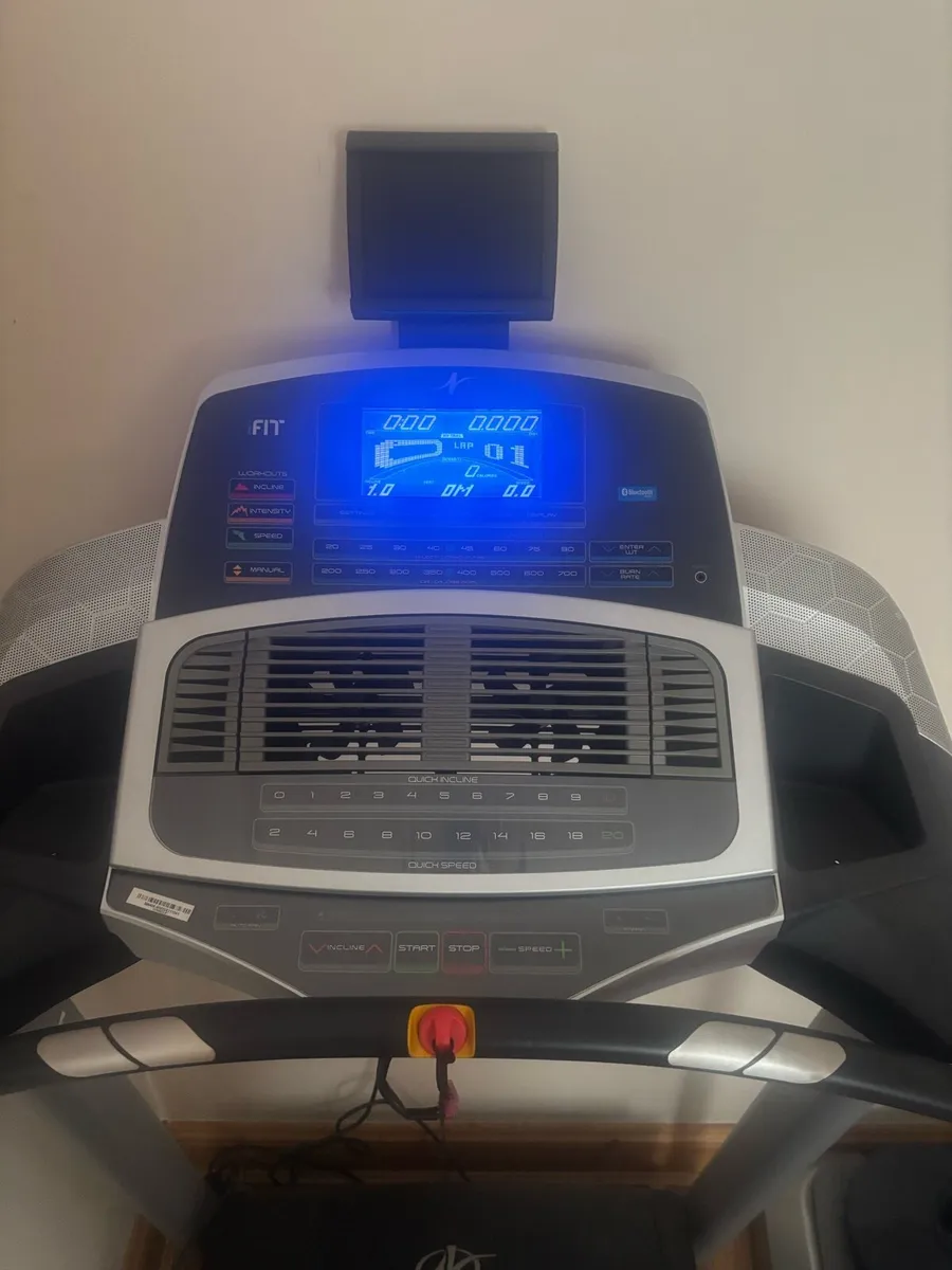 Treadmill - Image 4
