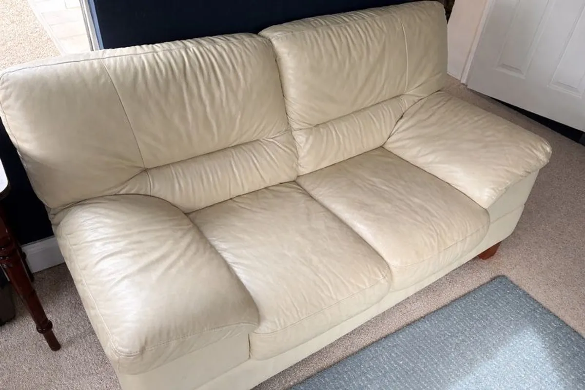 Cream Leather Sofa suite - Image 1