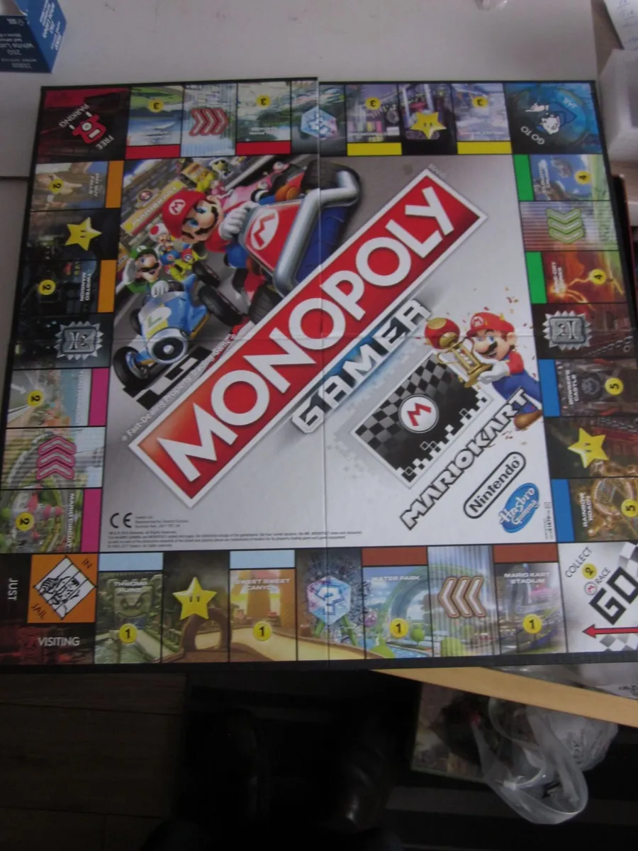 Mario Monopoly Gamer Mario Kart Board Game - Image 4