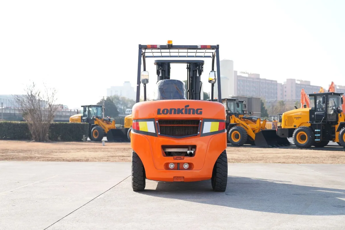 Lonking LG50DT 5-ton diesel forklift Compact - Image 2