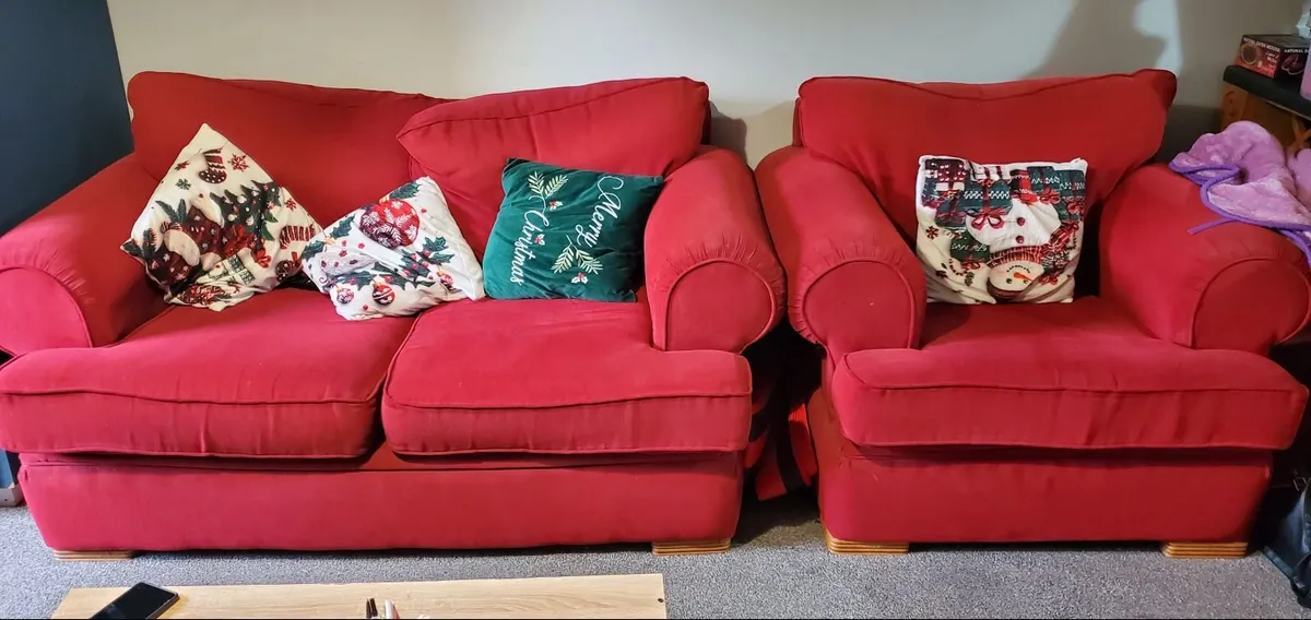 Couch 2 seater + arm chair