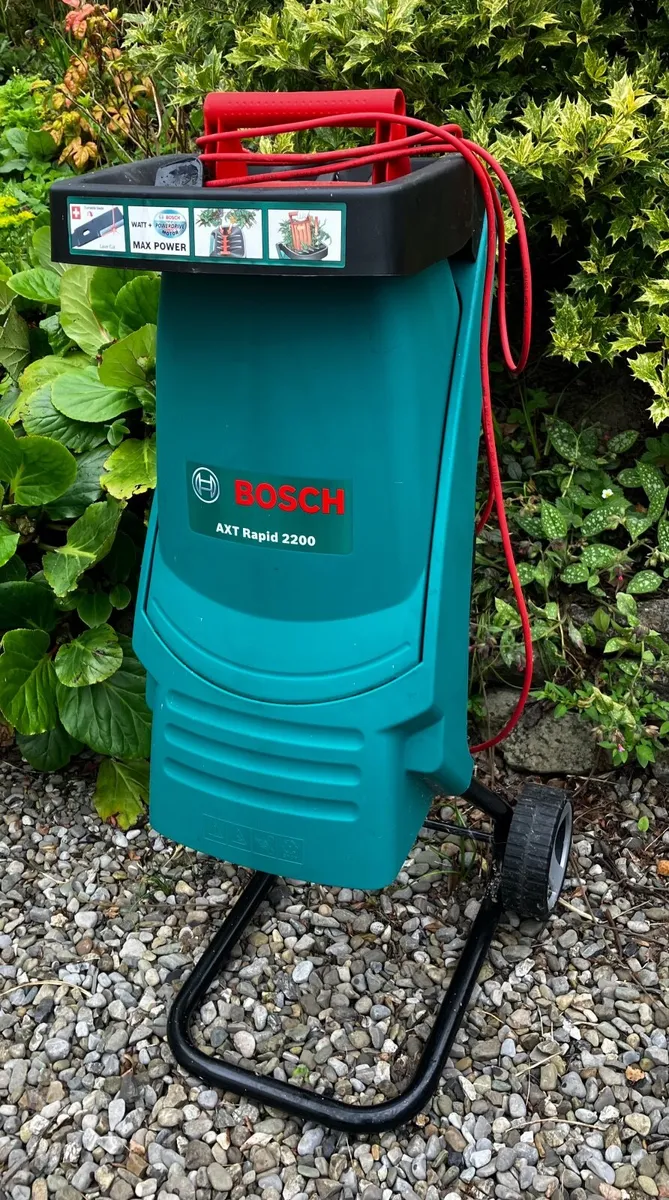 Bosch AXT Rapid 220 Shredder - Image 1