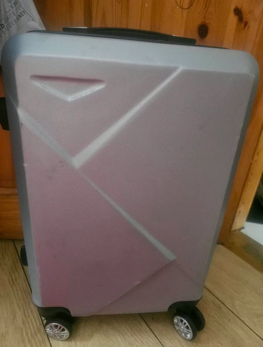 Luggage cases for sale - Image 1